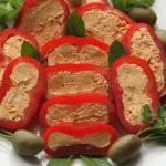 Desert u čaši sa ananasom